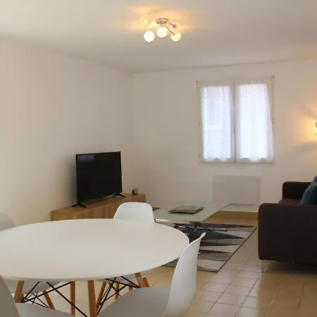 Chambre Dans Maison Centre-ville Vendégház Thouars