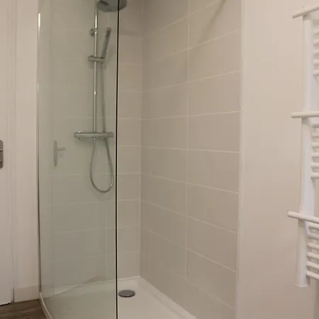 Guest house Chambre Dans Maison Centre-ville Thouars
