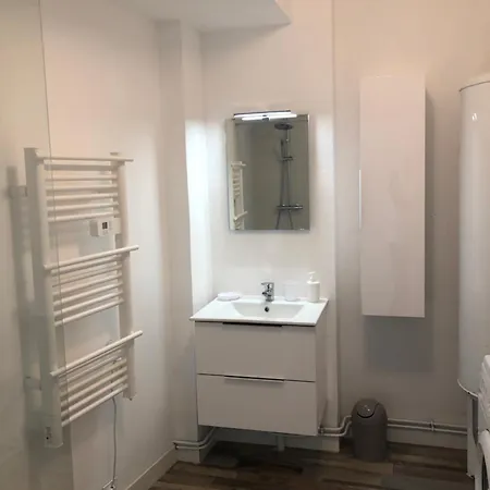 Chambre Dans Maison Centre-ville Guest house Thouars